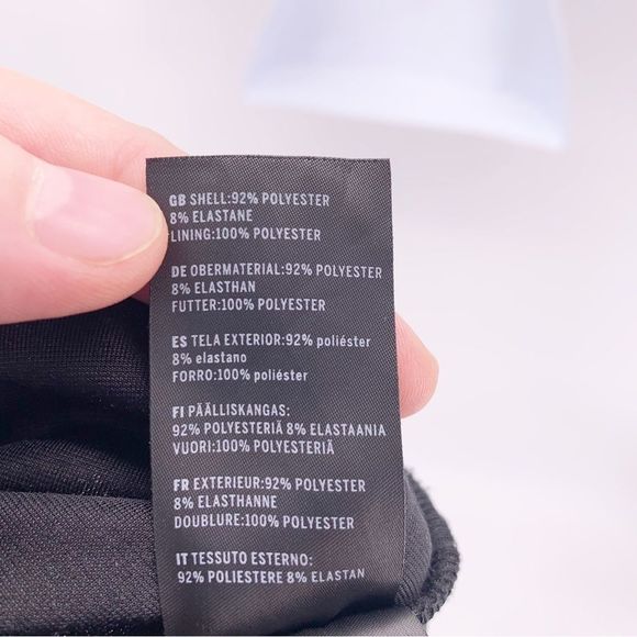 MTWTFSS Weekday Black Tank Top Size Medium - Picture 7 of 7